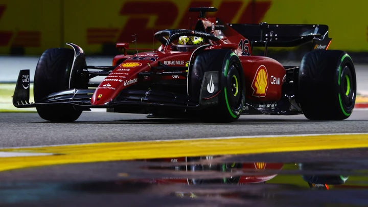 GP di Singapore: la pole position è di Leclerc