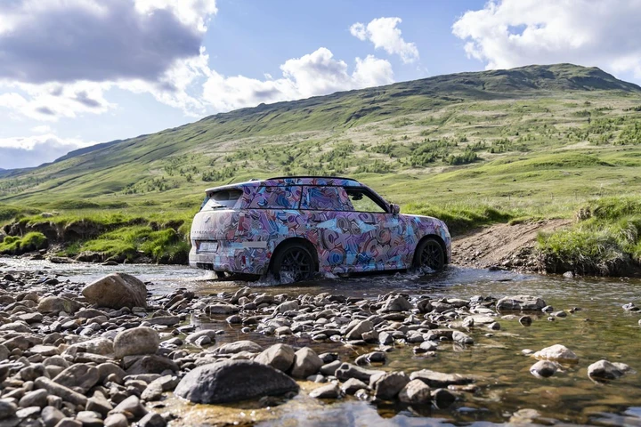 Mini Countryman 2024 prototipo Highlands scozzesi