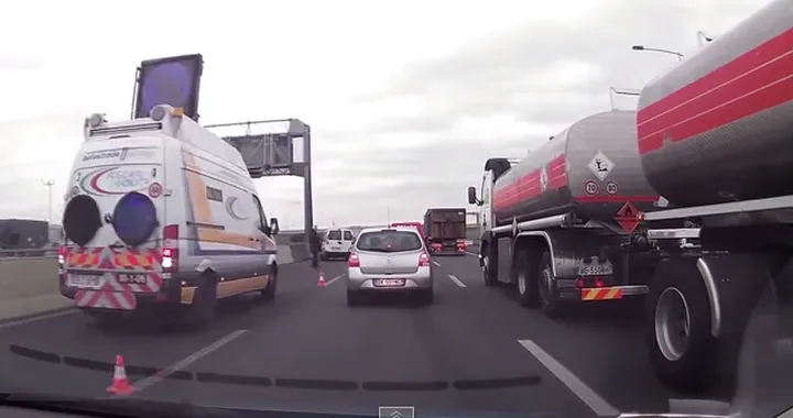 Auto contromano sull'Autostrada Milano-Varese (VIDEO)