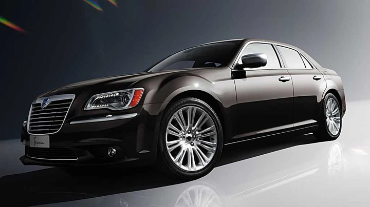 Lancia Thema: nuove foto ufficiali