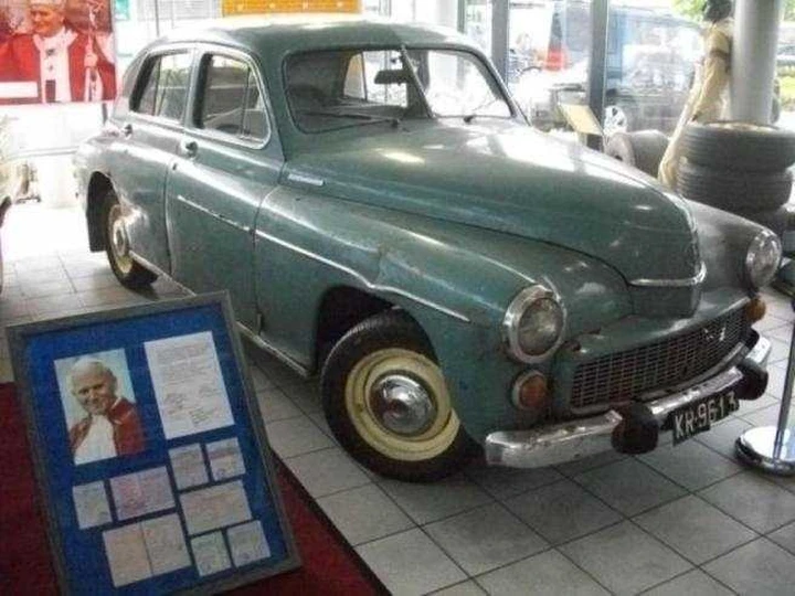 All'asta le auto di Karol Wojtyla