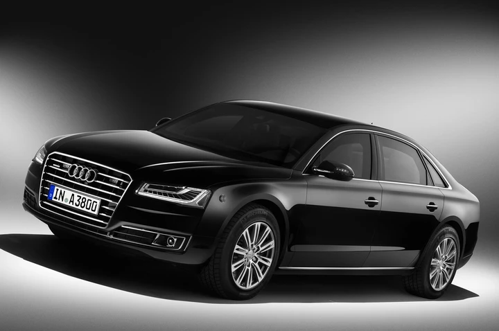 Audi A8 L Security 2014, le immagini ufficiali
