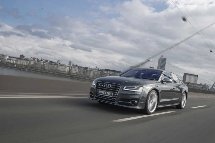 Nuova Audi A8 2014: nuove immagini ufficiali