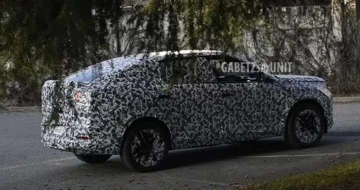 Nuova Fiat Panda Fastback: foto spia, motori e design del SUV Coupé