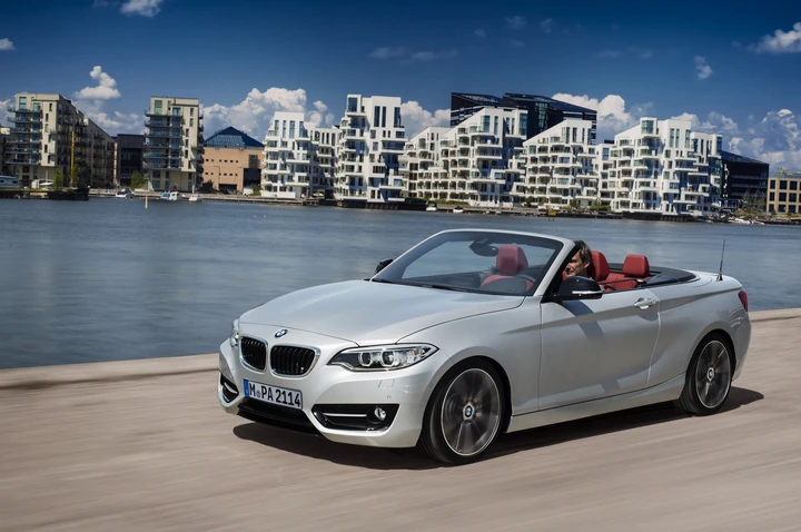 Bmw Serie 2 Cabrio: nuove immagini ufficiali
