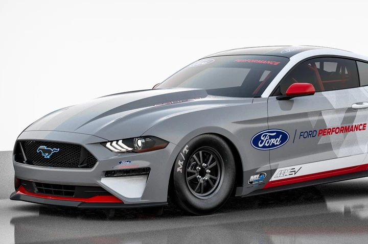 Ford Mustang Cobra Jet 1400 concept elettrica 2020: immagini ufficiali