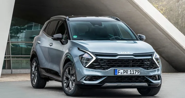 Kia Sportage 2022: interni, prezzo, dimensioni e tutte le novità
