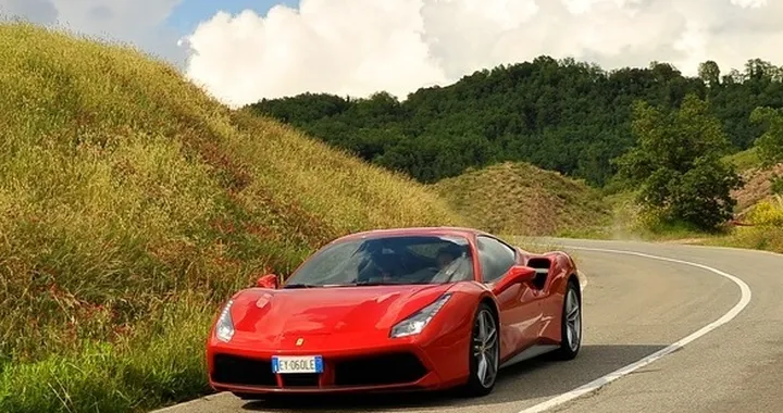 Ferrari 488 GTB: la prova su strada