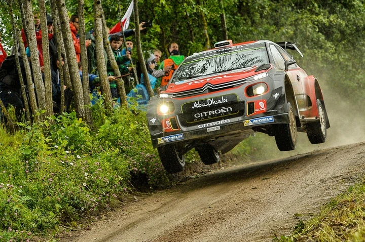 WRC: il Citroën Total Abu Dhabi WRT si prepara per il 100 Laghi