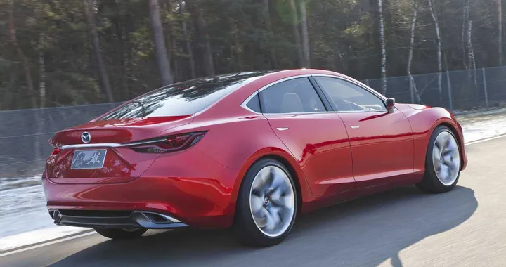 Mazda 6: la berlina arriva a Parigi