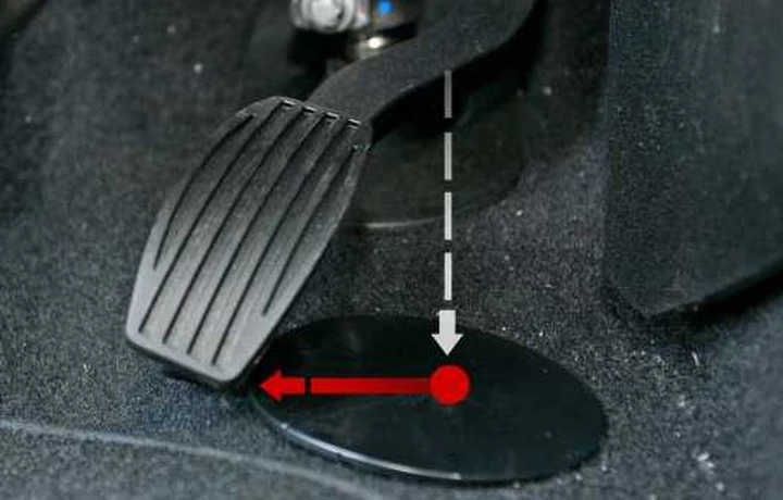 Alfa Giulietta, modifica all'acceleratore