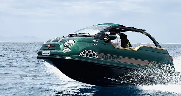 Abarth Offshore: motoscafo di lusso ispirato alla Abarth 500 al Top Marques 2024