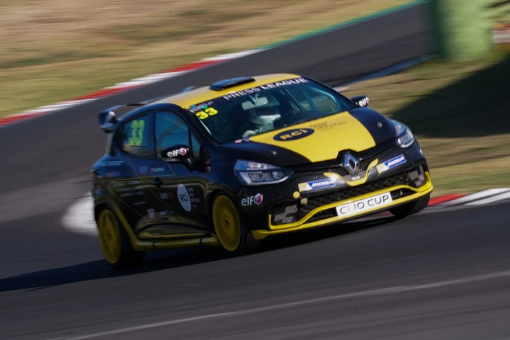 Clio Cup: dalla strada alle corse e dalle corse alla strada