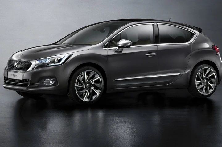 DS 4 e DS 4 Crossback: prime immagini ufficiali