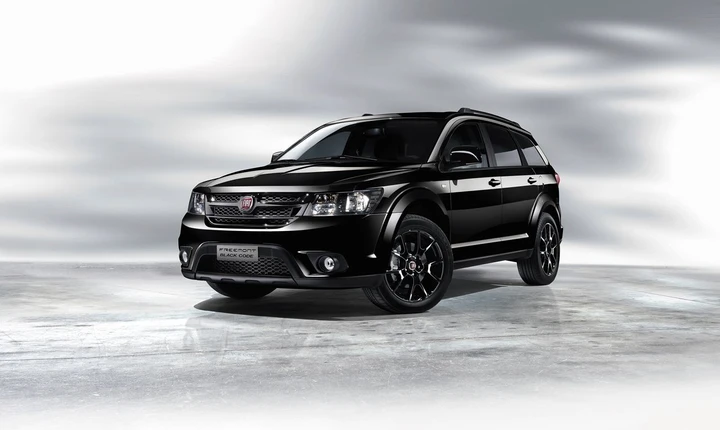 Fiat Freemont Black Code: nuove immagini
