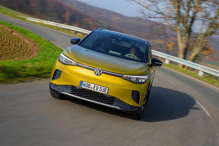 Volkswagen ID.4 2021: nuove immagini ufficiali