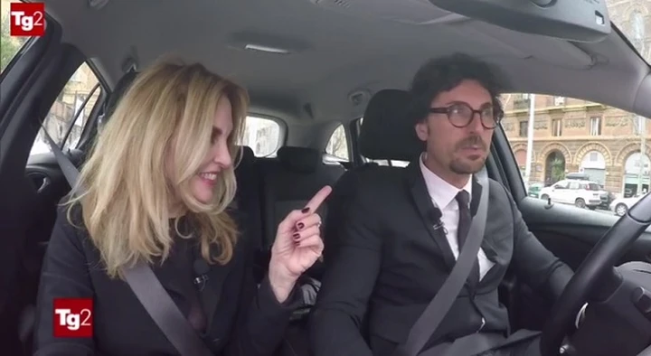 Toninelli: “Ho appena comprato una Jeep Compass diesel”. Ed è polemica