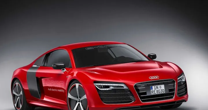 Nuova Audi R8, il debutto nel 2015