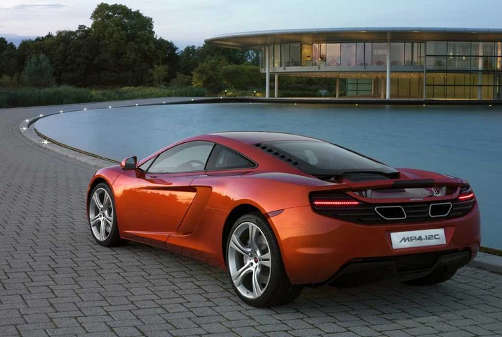 McLaren MP4-12C: in Italia da 201.000 euro