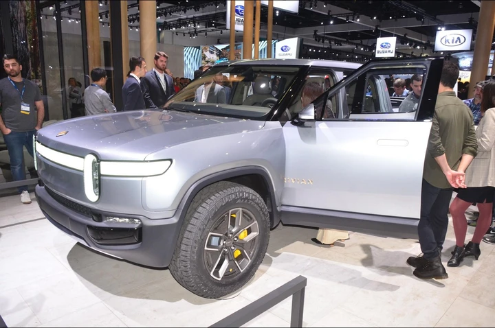 Salone di Los Angeles 2018: Rivian R1S ed R1T