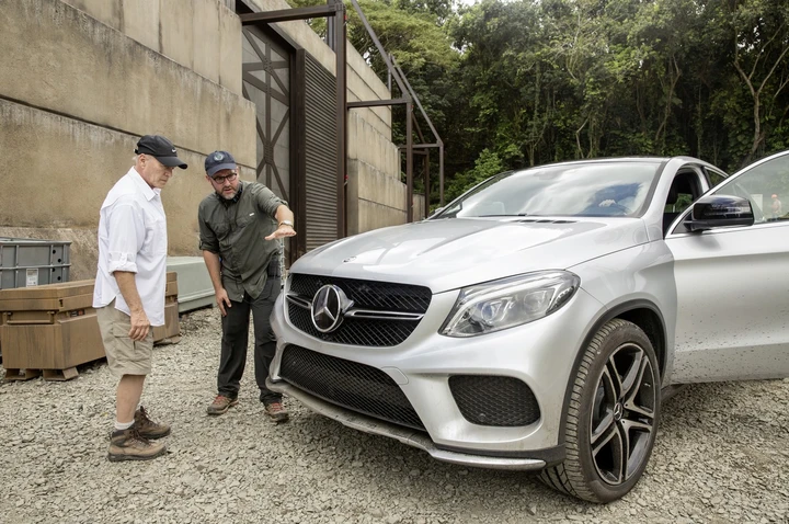 Mercedes GLE Coupé: il debutto nel film Jurassik World