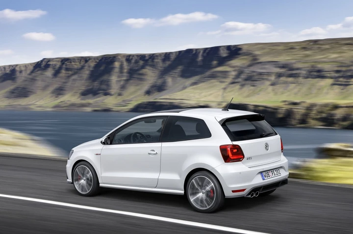 Volkswagen Polo GTI: immagini ufficiali