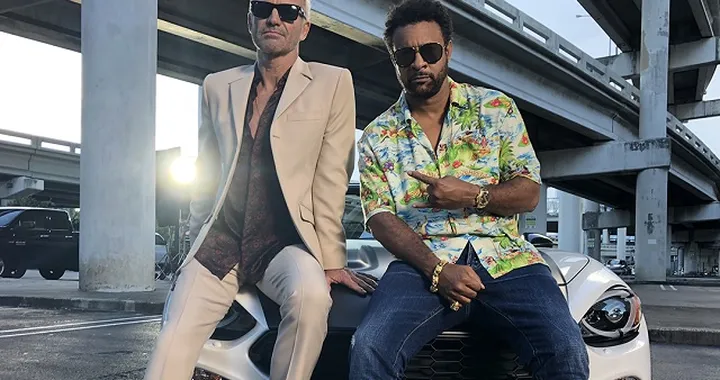 Sting e Shaggy: come Miami Vice, ma a bordo di Abarth 124 Spider
