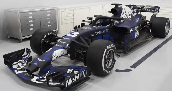 Formula 1: la Red Bull presenta la RB14