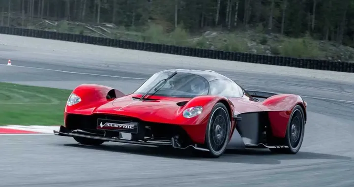 Problema ai freni per la Valkyrie: Aston Martin richiama 7 hypercar da pista