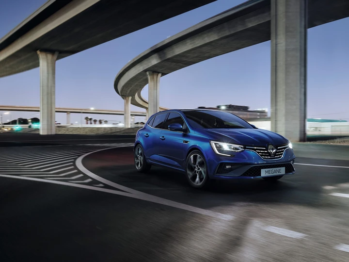Renault Megane 2020: con il restyling debutta la ibrida plug-in