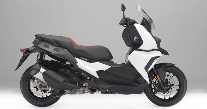 Bmw C 400 X debutta all'EICMA 2017