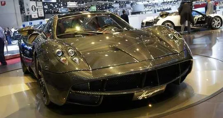 Pagani: tra presente e futuro a Ginevra 2012