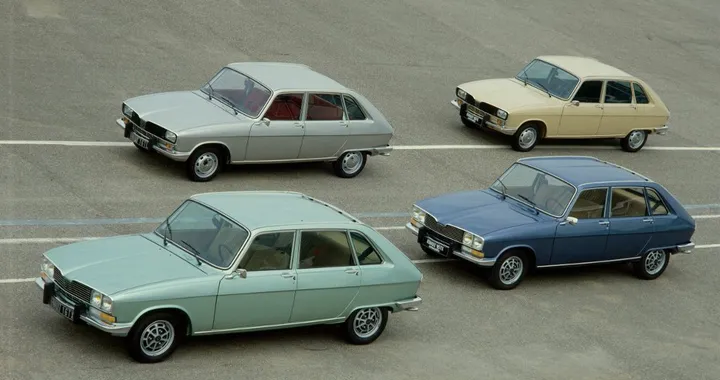 Renault: i 50 anni della R16 a Rétromobile 2015