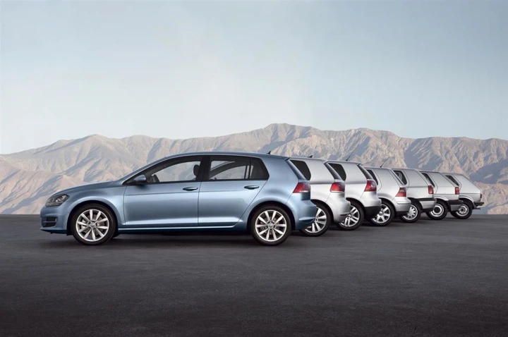 Volkswagen Golf: 45 anni di storia nelle immagini