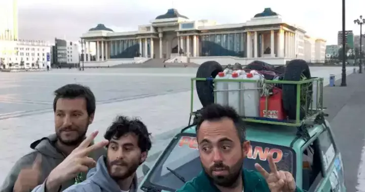 Dalla Basilicata alla Mongolia con una vecchia Fiat Panda