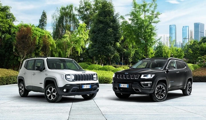 Jeep Renegade e Compass 4xe: caratteristiche, dotazioni e prezzi