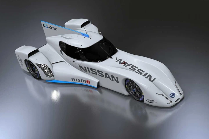 Nissan ZEOD RC, le foto ufficiali