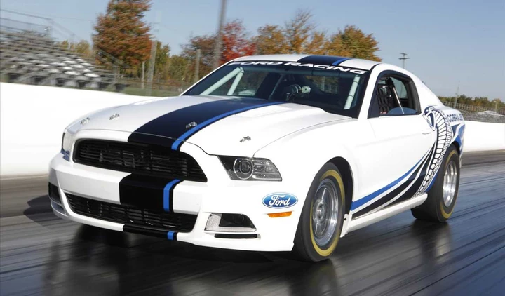 Nuova Ford Mustang Cobra Jet: pronta nel 2015?