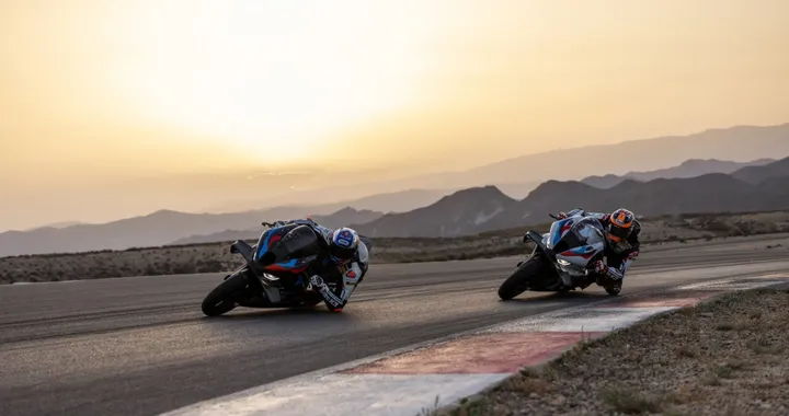 BMW Motorrad: ondata di aggiornamenti per la gamma Superbike e Roadster 2025