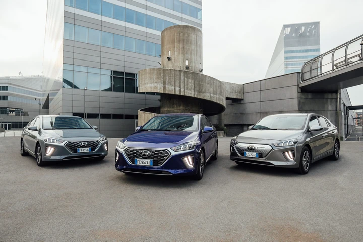 Hyundai Ioniq: il restyling