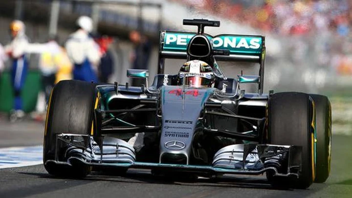 F1: a Melbourne vince Hamilton ma Vettel è già sul podio
