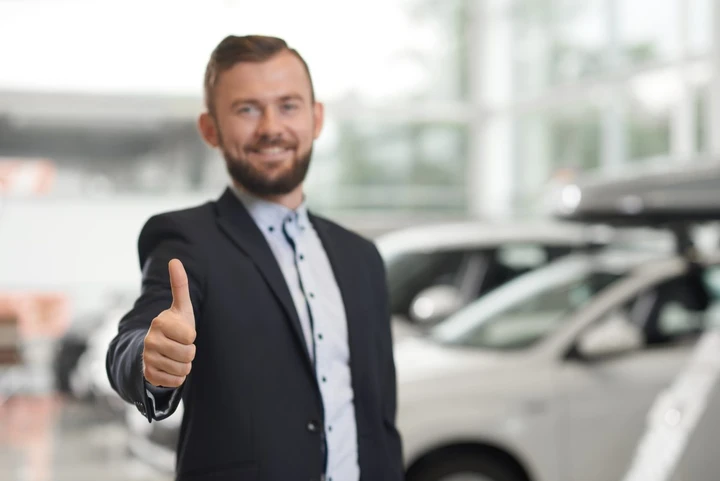 Svolta nella lista dei comuni che rientrano negli incentivi auto 2025