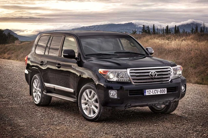 Toyota Land Cruiser V8 2012