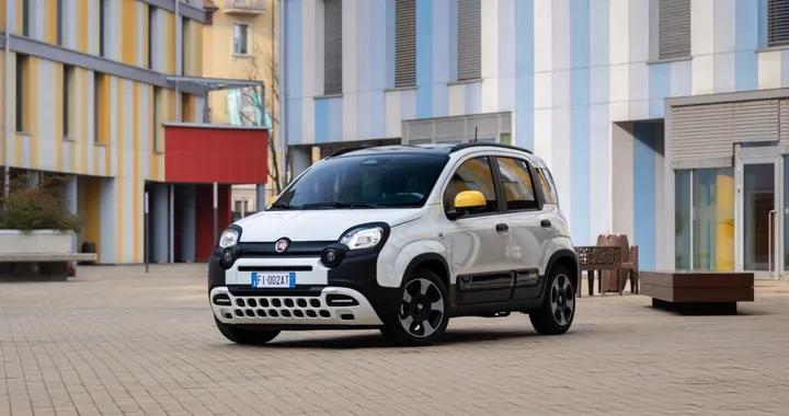 È arrivata la Fiat Panda più tecnologica di sempre: aperti gli ordini