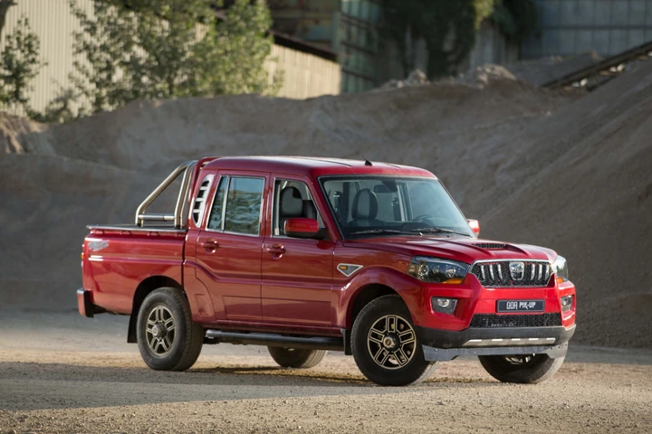 Mahindra GOA Pik-Up: le immagini ufficiali