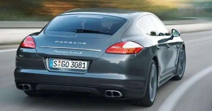 Decreto sicurezza: prime multe a chi circola con auto a targa straniera