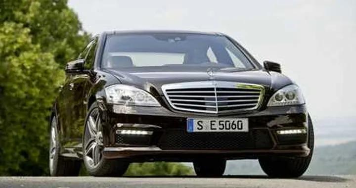 Merceds S63 AMG: l'ammiraglia va di fretta