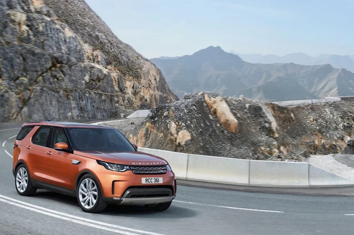 Land Rover Discovery MY 2017: immagini ufficiali