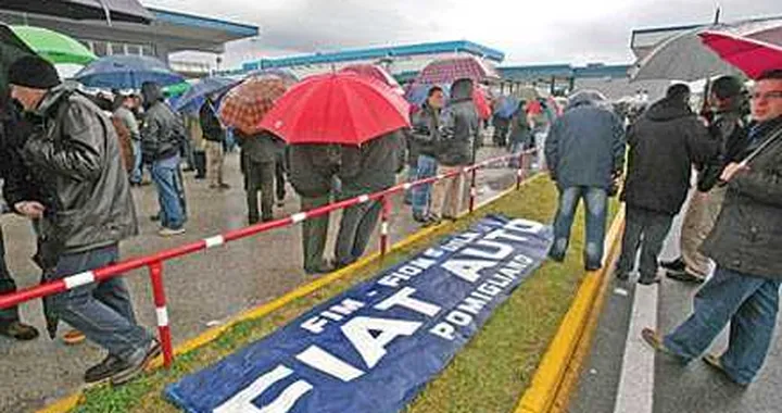 Si accende la protesta a Pomigliano d'Arco
