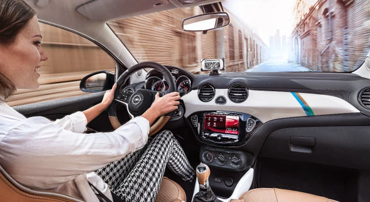 Opel Adam Rocks: superato il test per le interferenze